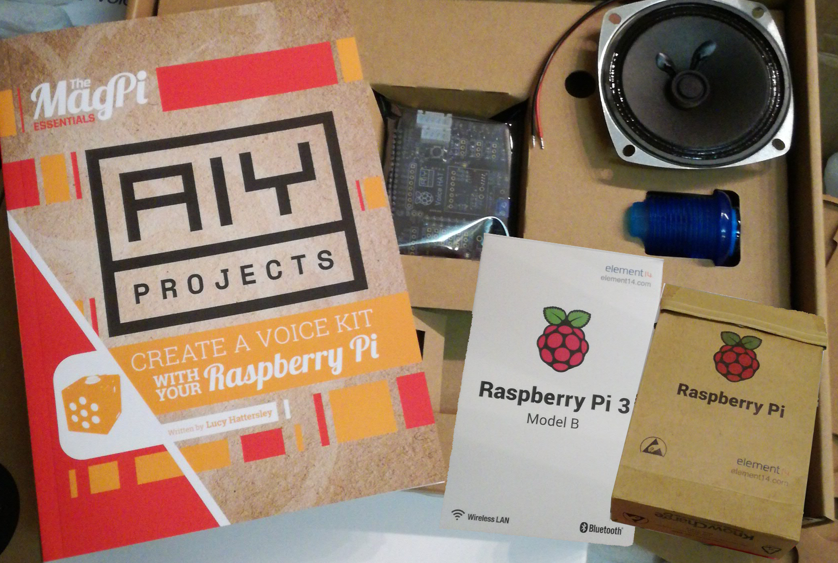 Google AIY Voice Kit + Raspberry Pi 3 + Micro SDHC 16GB Class 10
